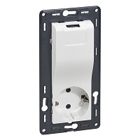 NILOE priključnica 2P+PE/USB 16A, 1000mA