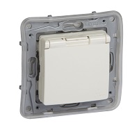 NILOE priključnica 2P+PE s poklopcem bež