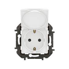 NP3129WH NILOE priključnica 2P+PE s poklopcem bijela NP